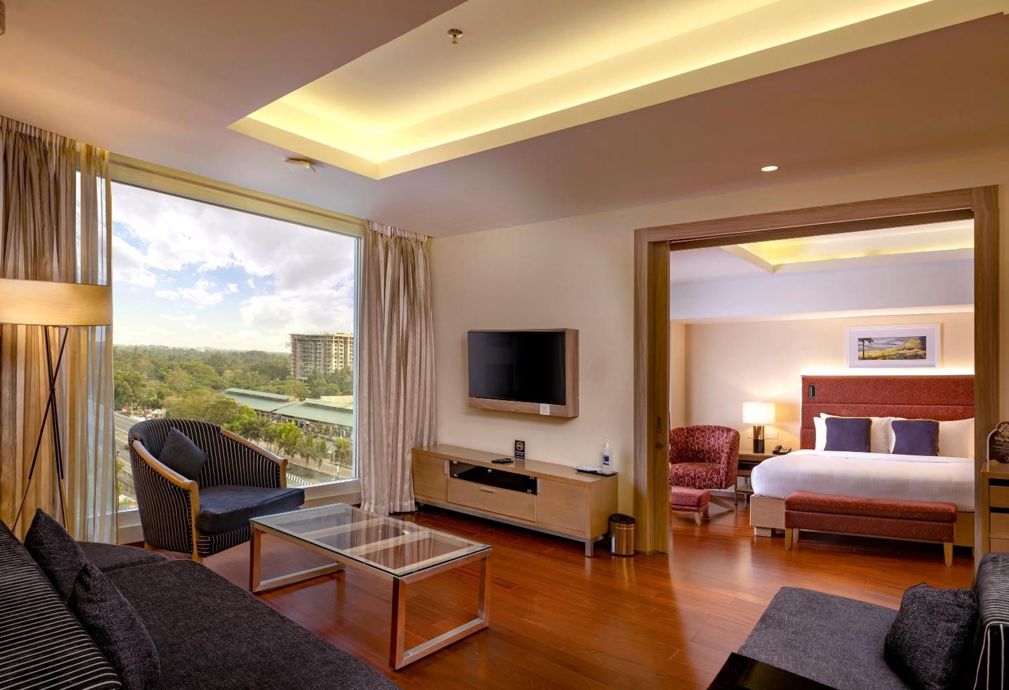 O By Tamara, Trivandrum 트리반드룸 외부 사진 Suite at the hotel