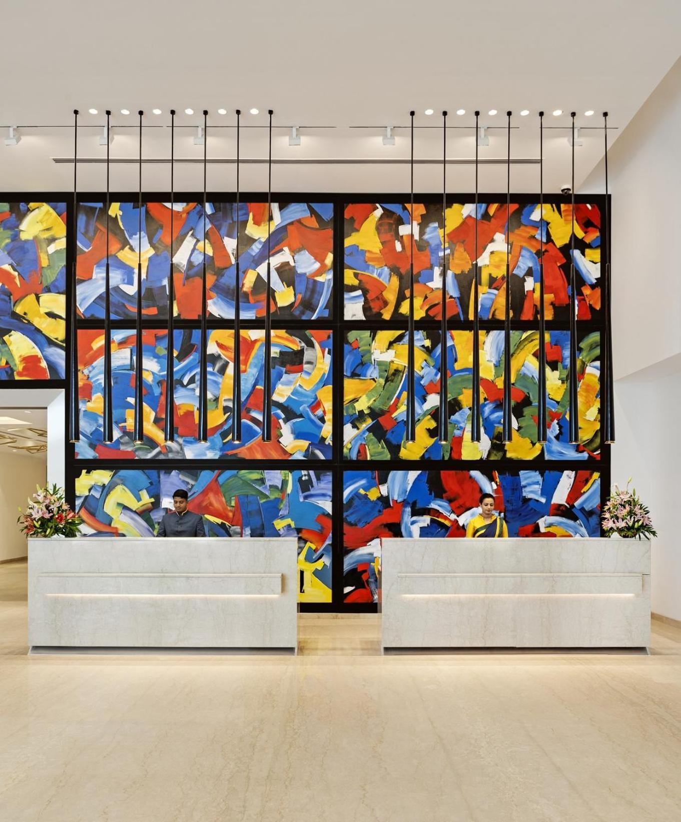 O By Tamara, Trivandrum 트리반드룸 외부 사진 The lobby of the InterContinental Hotel, Berlin